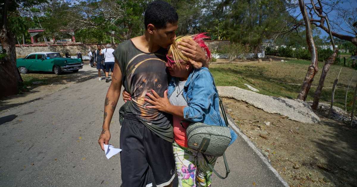 As power outages spread across Cuba, Havana has freed over 2,000 prisoners to ease internal pressure and send a ‘sovereign gesture’ to Washington (AP Photo/Ramon Espinosa)