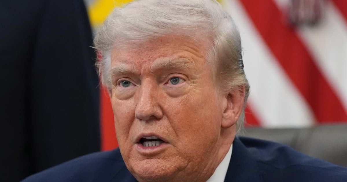 Fox News' Trey Yingst detailed President Donald Trump's call, warning Iran of escalation while urging a rapid deal on the Strait of Hormuz (AP Photo/Alex Brandon)