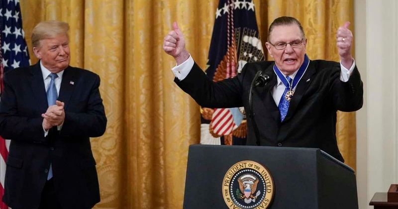 Retired Gen Jack Keane brands Iran ceasefire a trap, says Tehran 'very much in control' of Strait