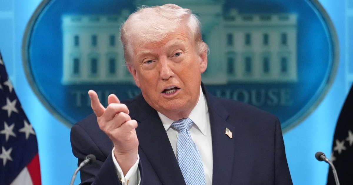 President Donald Trump signaled confidence ahead of high-stakes talks in Pakistan, warning Iran of consequences if no agreement was reached (AP Photo/Mark Schiefelbein)