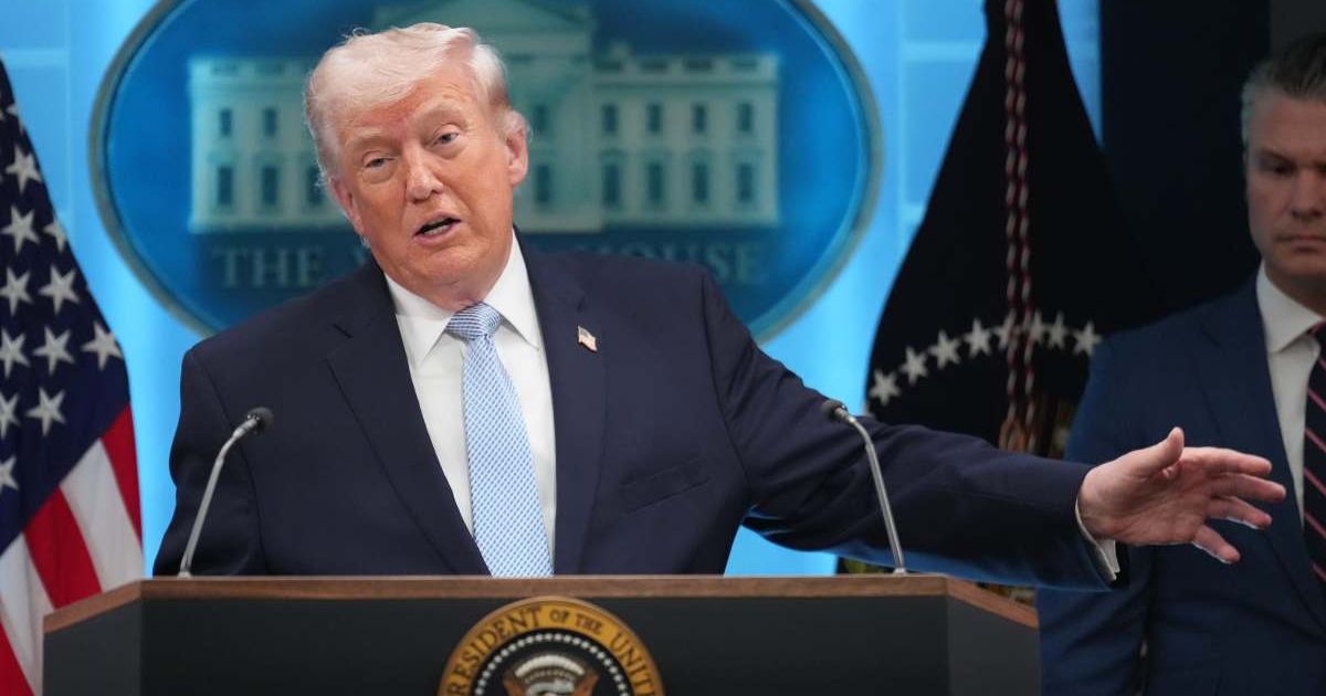 Trump says the US is readying military options as peace talks with Iran get underway in Pakistan, signaling a dual-track approach to diplomacy and defense (AP Photo/Mark Schiefelbein)