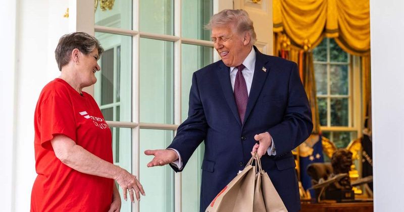 DoorDash employee praises Trump’s no-tax-on-tips policy as she delivers meal to White House