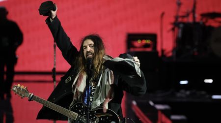 Billy Ray Cyrus declines to criticize Trump, says 'being president is a tough job'