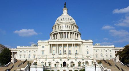 House Democrats' bid to strip Trump's Iran war powers falls by a single vote - 213 to 214