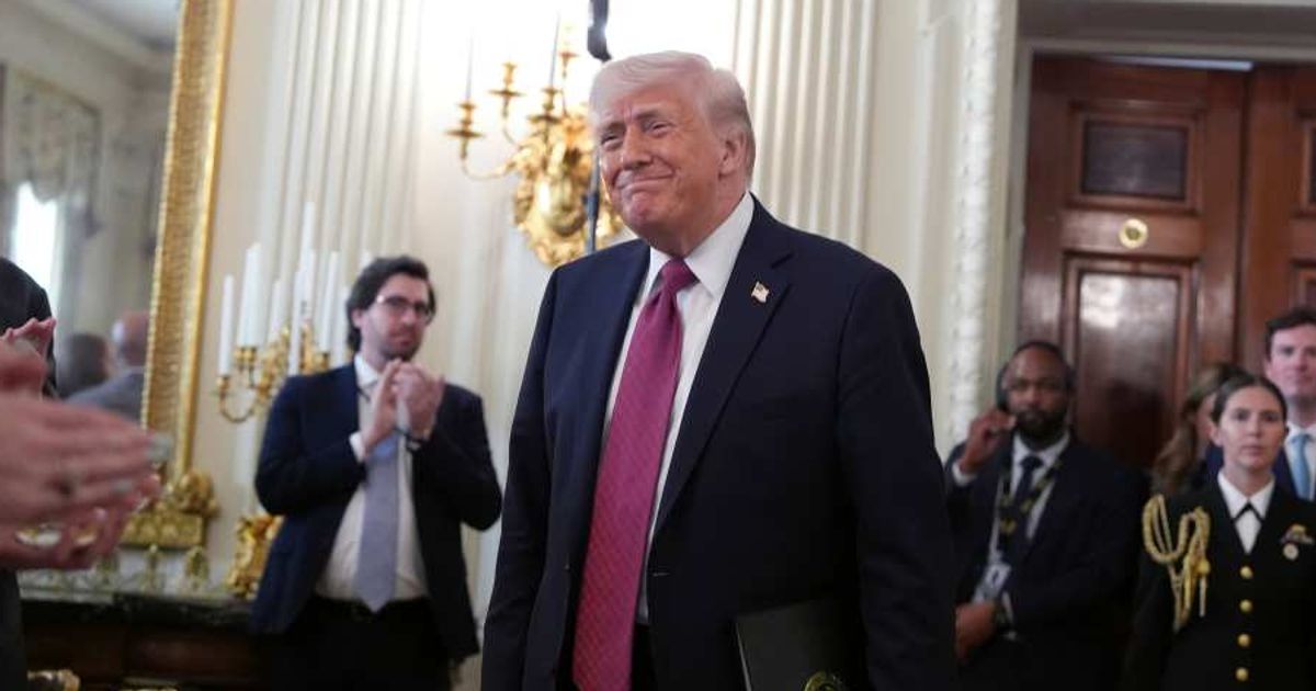 Donald Trump’s Bible reading from 2 Chronicles drew strong online support, as backers praised the message as a call for repentance and national renewal (AP Photo/Alex Brandon)