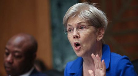 Warren lashes out after CNBC host compares Fed remarks to Trump's stance