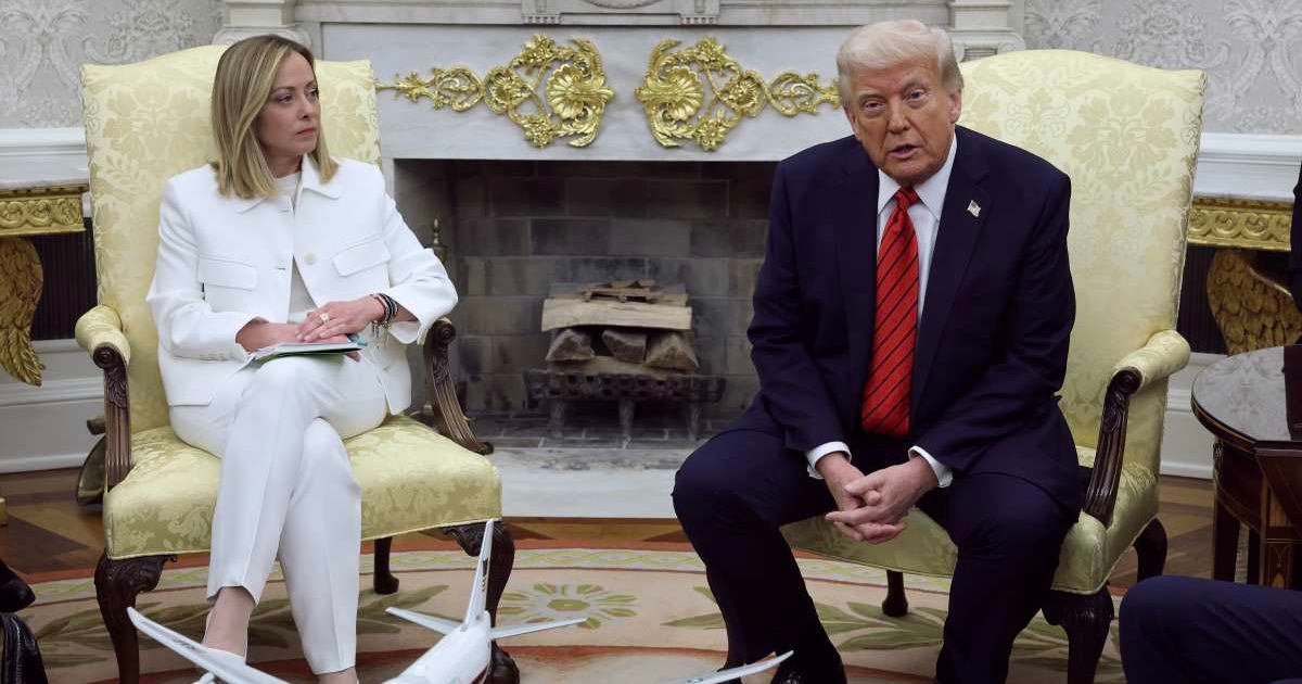 A viral rumor claimed that Giorgia Meloni told Donald Trump to ‘watch his words’ over Iran, sparking criticism (Getty Images)