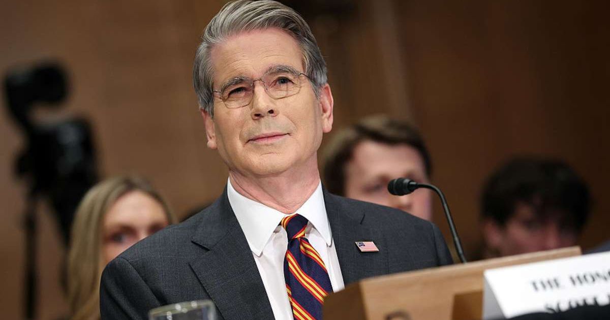 Trump administration seizes $344 million in cryptocurrency tied to IRGC’s ‘shadow financial layer’ used to finance the war effort (Photo by Kevin Dietsch/Getty Images)