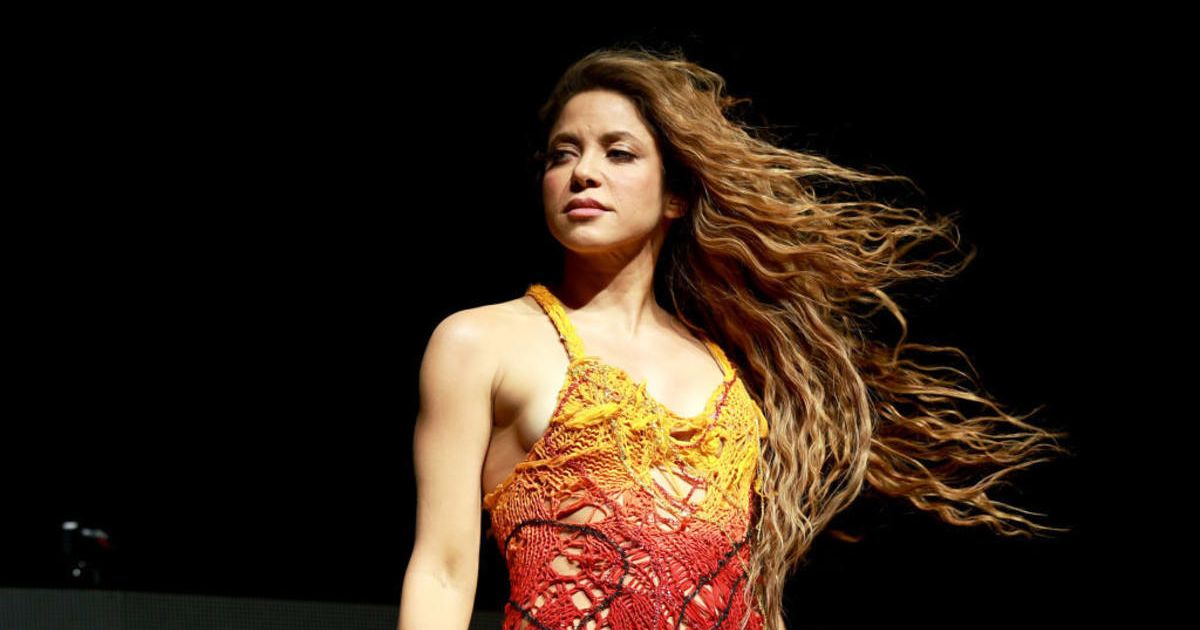 Shakira’s upcoming concert takes a tragic turn as construction worker dies during stage building process (Photo by Matt Winkelmeyer/Getty Images for Coachella)