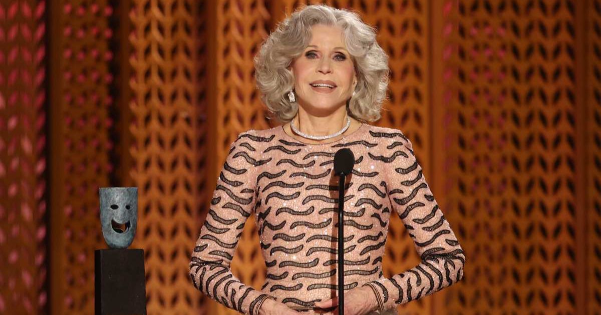 Jane Fonda accepted the Screen Actors Guild Life Achievement Award at the 31st SAG Awards in Los Angeles (Matt Winkelmeyer/Getty Images)