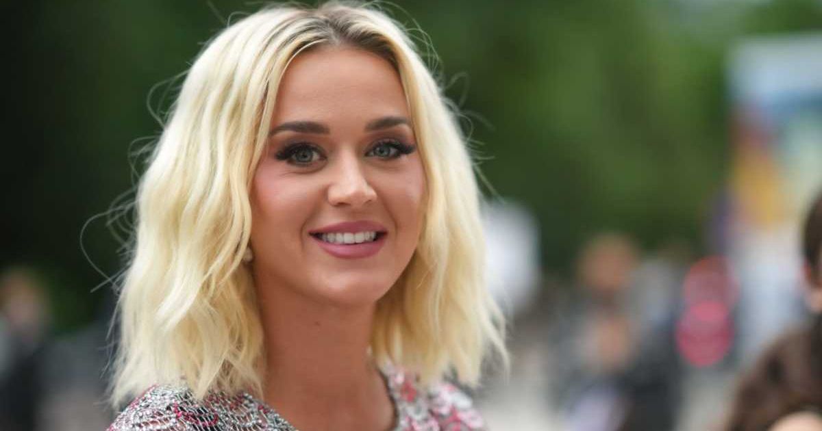 Katy Perry drew varied reactions from fans after she asked them if should attend Met Gala (Edward Berthelot, Getty Images)