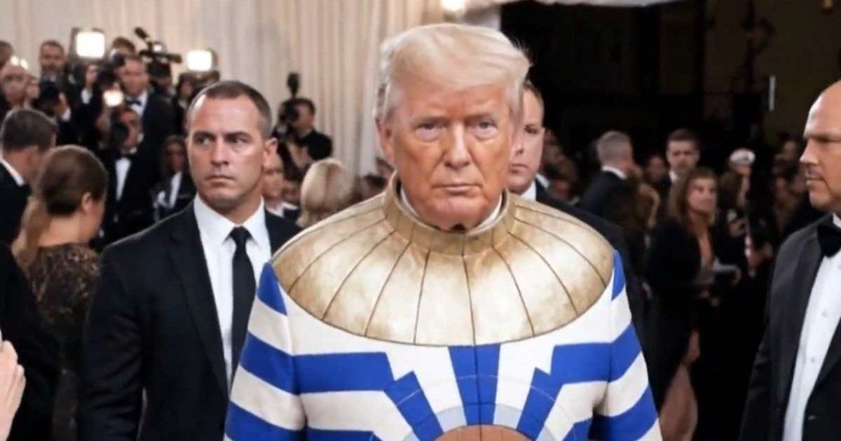 A viral video claims to show Donald Trump making a surprise entrance at Met Gala (@WearForbidden/X)