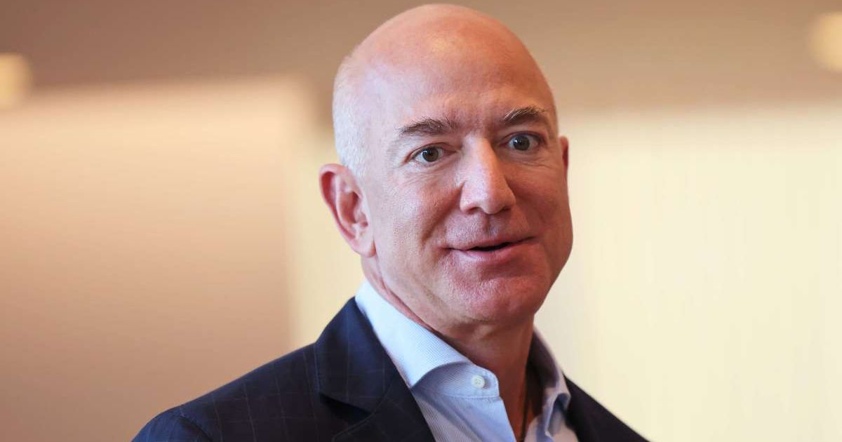 Jeff Bezos reportedly spent a whopping amount to block an actor from attending the Met Gala 2026 (Getty Images)