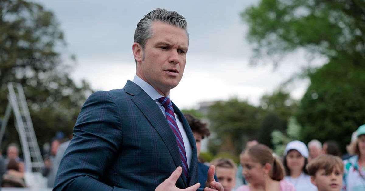 A viral social media claim alleged that 75% of Americans wanted Pete Hegseth impeached, prosecuted, and imprisoned, citing CNN (Getty Images)