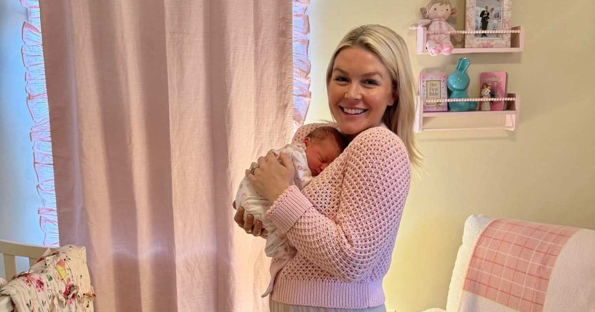 Karoline Leavitt, White House Press Secretary and mom of two, posted a sweet snapshot of herself in bed, cuddled up with son Niko and daughter Vivi (Karoline Leavitt/ X)

