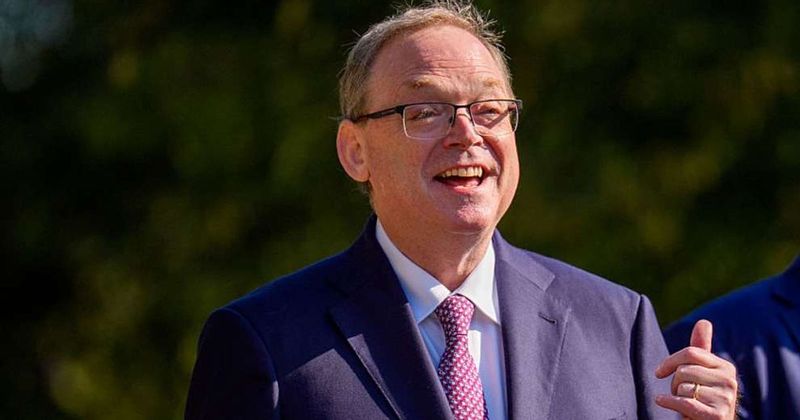 Hassett eyes Powell board exit after renovation probe as Warsh confirmation looms
