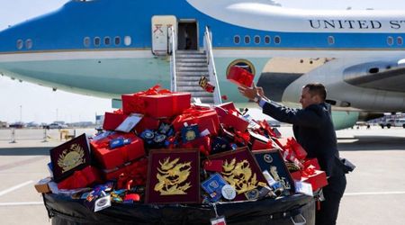 Fact Check: Did the US delegation dump Chinese gifts into a trash bin near Air Force One?