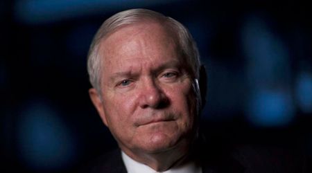 'Another Mariel': Robert Gates warns Cuba collapse could trigger mass migration crisis for US