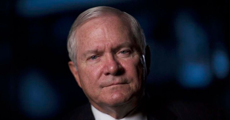 'Another Mariel': Robert Gates warns Cuba collapse could trigger mass migration crisis for US