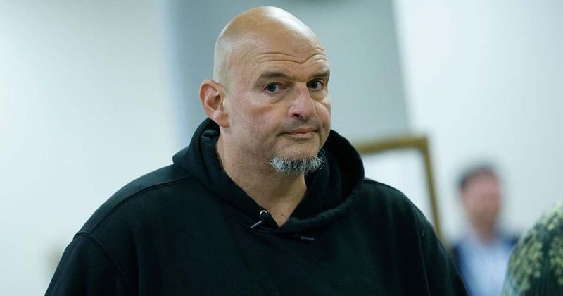 Fact Check: Is John Fetterman secretly sharing evidence of Democratic corruption with Trump?