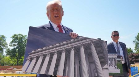 Trump jokes about his weight during awkward ballroom presentation: ‘I look so thin’ 