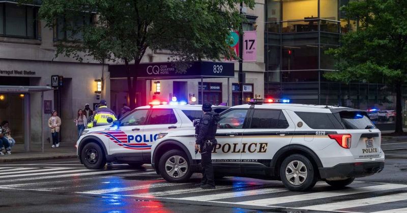 Suspect killed and bystander wounded after barrage of 20 to 30 gunshots erupts near White House