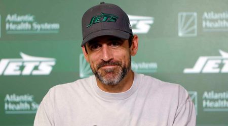 Fact Check: Did Aaron Rodgers join the Republican Party before final NFL season?