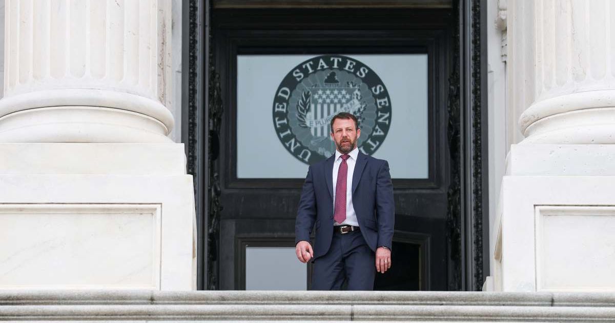 Homeland Security Secretary Markwayne Mullin confirmed that federal line agents will maintain strict security boundaries around New Jersey processing hubs (Anna Moneymaker/Getty Images)