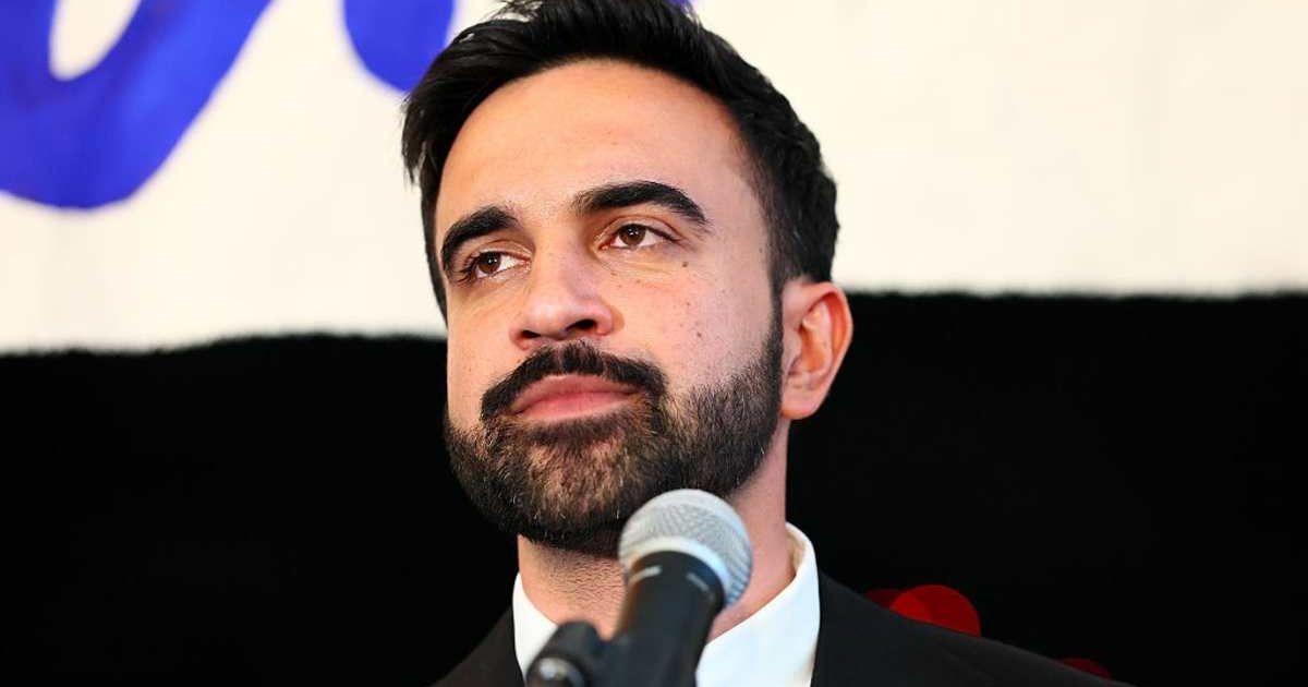 Zohran Mamdani addressed supporters while criticizing spectacle-driven politics in Washington and New York (Getty Images)