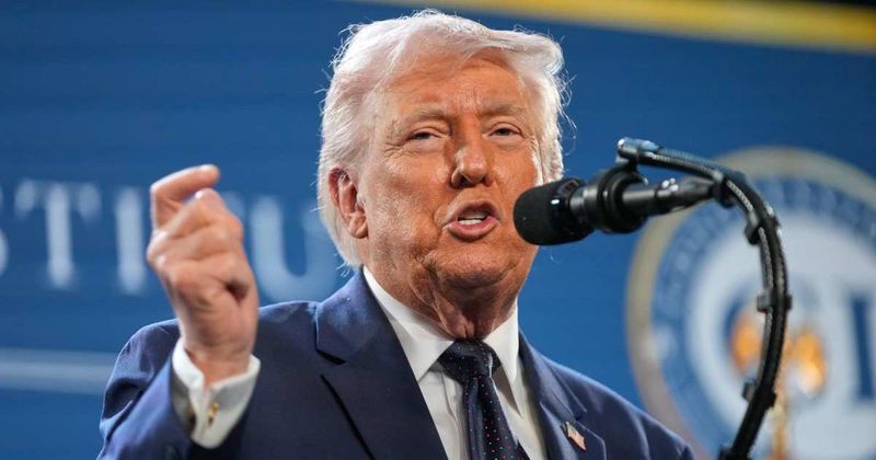 Trump calls exodus of 10,000 federal lawyers 'very good' but many are now working against him