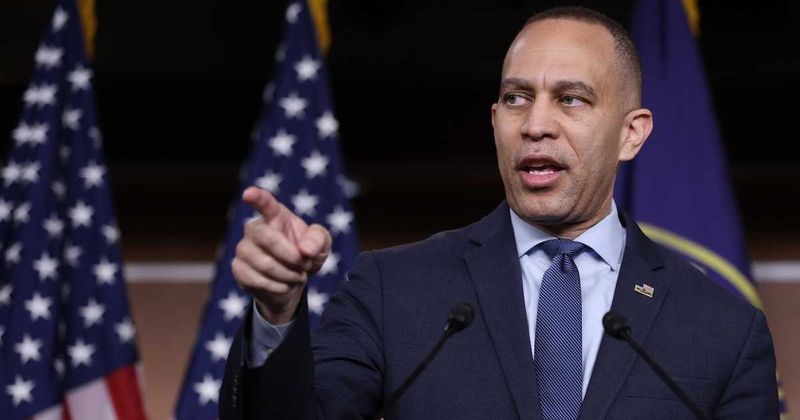 Hakeem Jeffries says Trump 'ruined' Knicks' historic NBA finals game