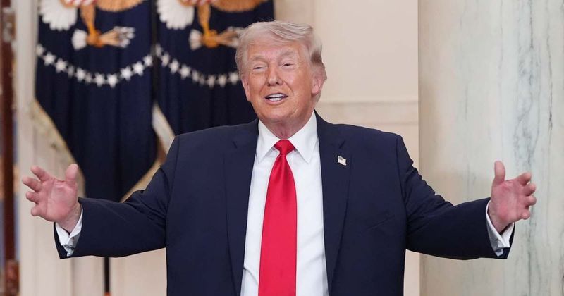 Trump confirms pilots safe following Army helicopter crash near Strait of Hormuz