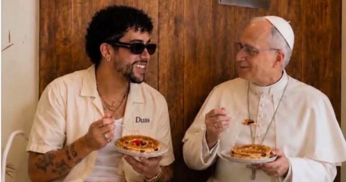 An image showing Bad Bunny and Pope Leo XIV sharing lunch has spread across Threads, X, and Instagram (@ameliabee7/X)