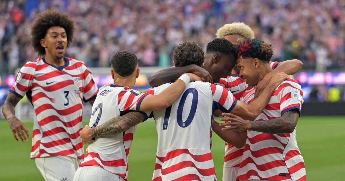 United States celebrated after Damian Bobadilla’s own goal for Paraguay during the World Cup match in Inglewood (AP Photo/Jayne Kamin-Oncea)