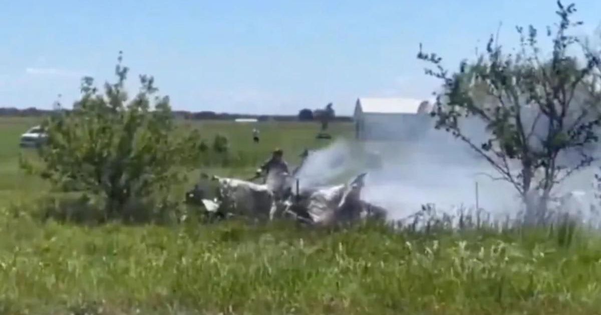 A plane crash near Butler, Missouri, killed at least 12 people, including the pilot (@NYP/X)