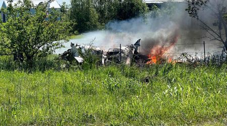 Witness says skydivers had 'no time to jump' before Missouri plane crash killed 12