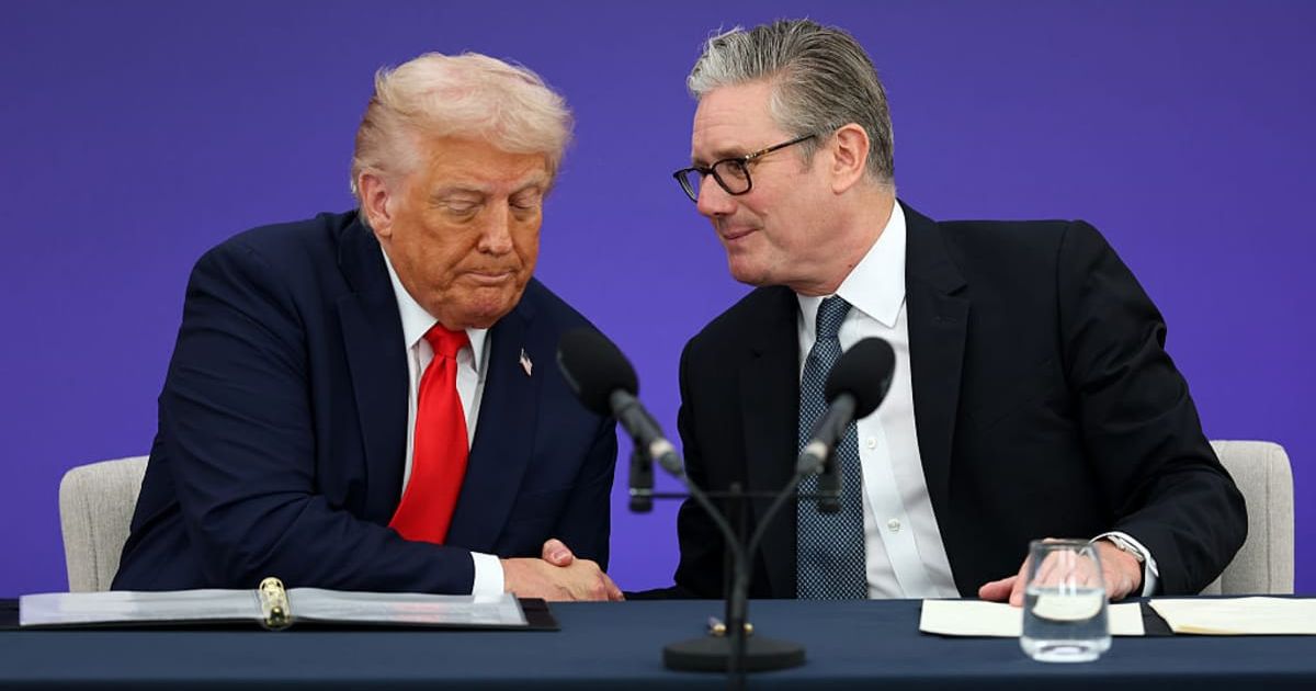 A viral clip claims to show Donald Trump refusing to shake hands with Keir Starmer during a meeting of world leaders at the 52nd G7 Summit (Getty Images)