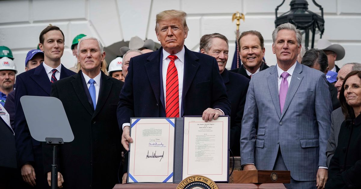 President Donald Trump's 'Big, Beautiful Bill' overhauled federal student loans by simplifying repayment options, tightening borrowing limits, and rewarding timely repayment (Getty Images)