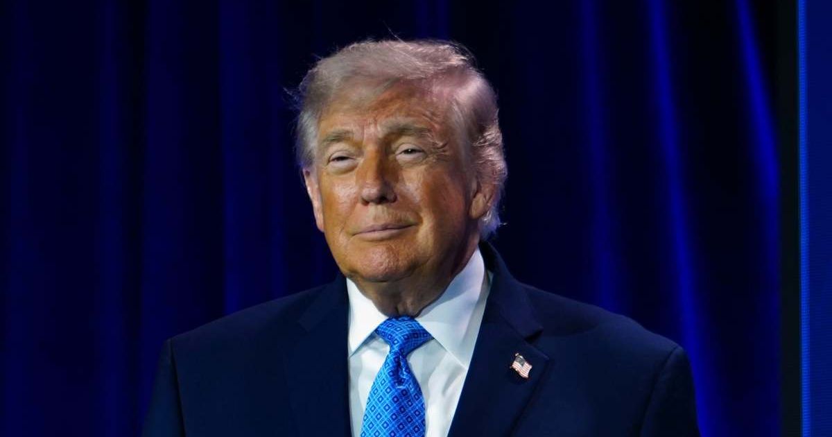 The viral post alleging Donald Trump bought millions in Axon stock fueled a debate over presidential financial transparency (AP Photo/Julia Demaree Nikhinson)