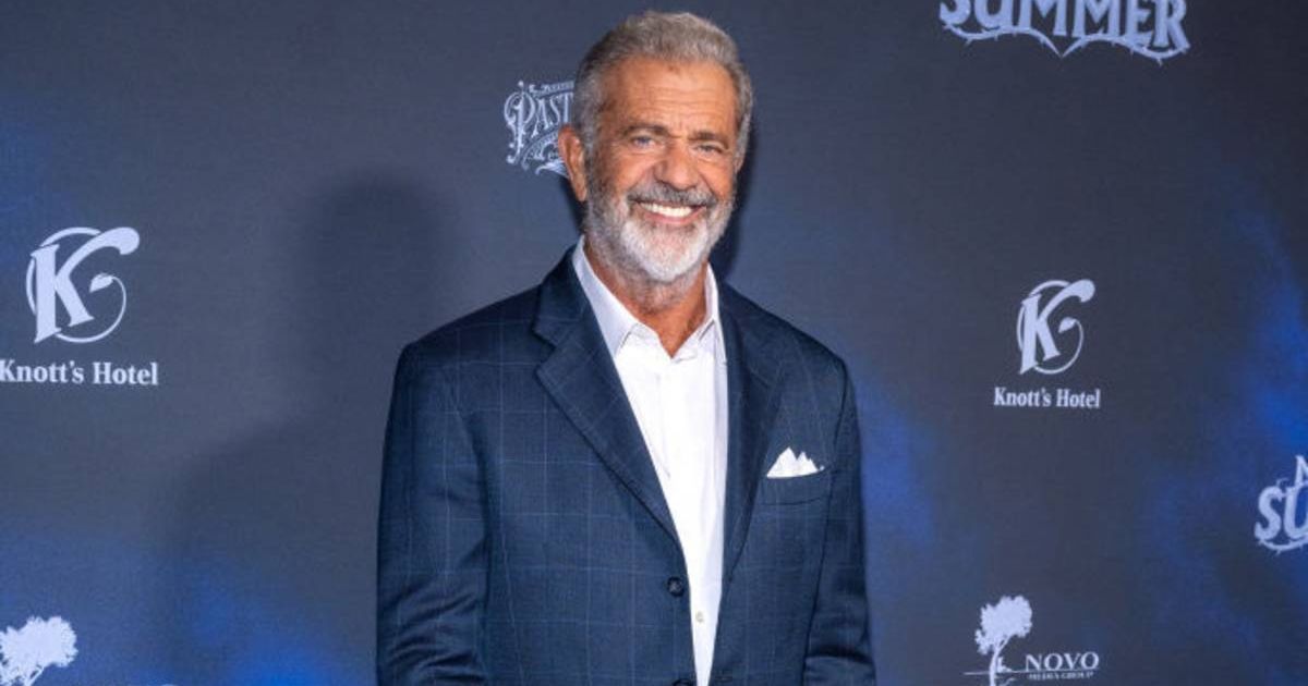 Mel Gibson claimed that the world must unite against Israel to achieve peace (Amanda Edwards/Getty Images)
