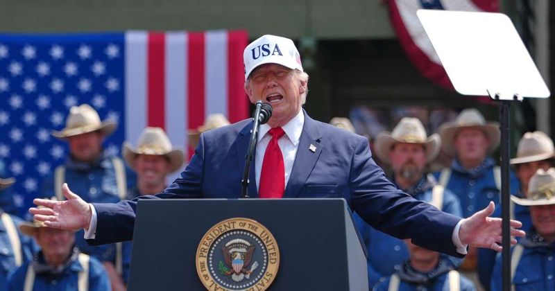 Trump jokes he’ll give ‘really long’ July 4 speech despite 107-degree heat