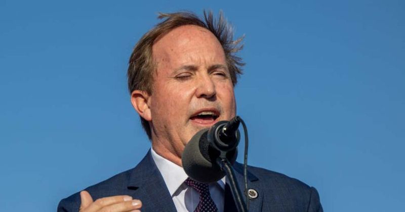 Fact Check: Is the claim Ken Paxton traveled to Iceland with an alleged mistress true?