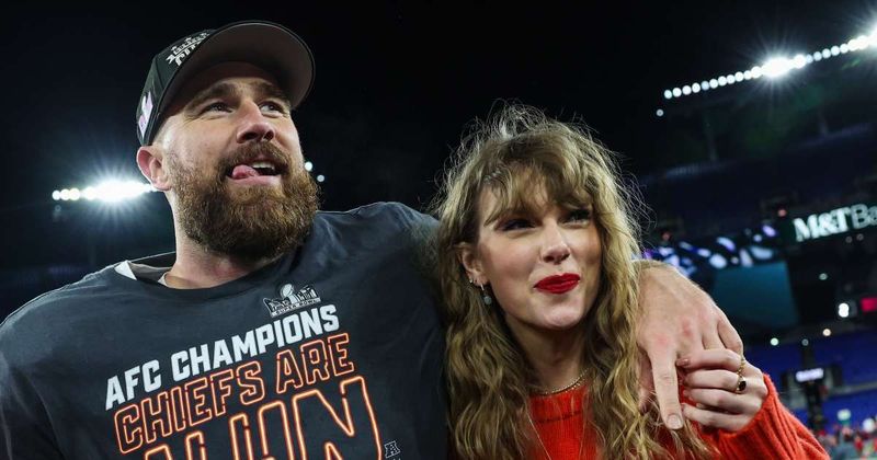 Fact Check: Did Travis Kelce add 'Swift' to his last name after the wedding?