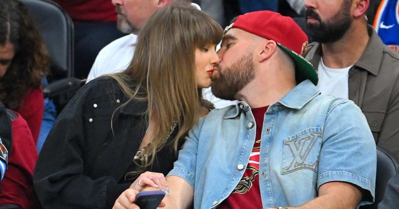 Taylor Swift and Travis Kelce read 20-minute vows from gold books during MSG wedding ceremony