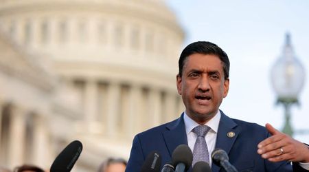Ro Khanna says Israeli settlers blocked his convoy for an hour in West Bank as IDF watched