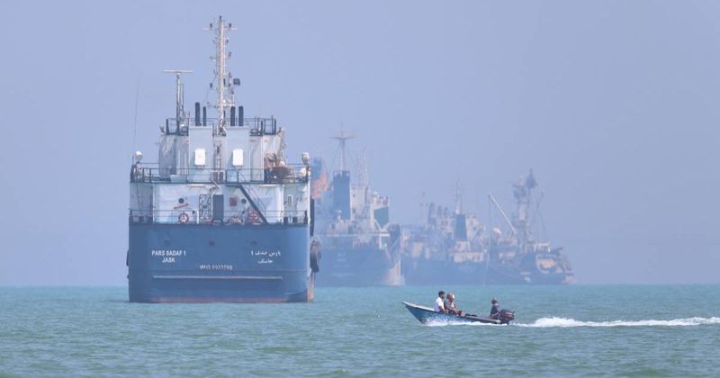 Oman proposes dual shipping corridors for Strait of Hormuz amid US-Iran tensions