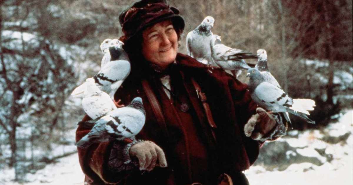 Oscar-winning actor Brenda Fricker, known for 'Home Alone 2', died at 81 in Dublin after a period of ill health (20th Century Fox)