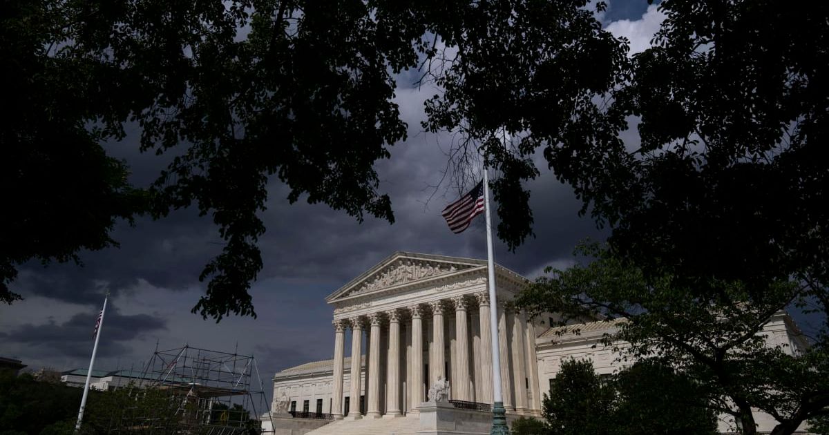 A Hawaii justice overturned a conviction over discredited FBI evidence and said the state's Constitution took no instruction from the US Supreme Court (Getty Images) 