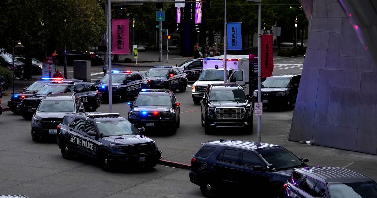 Seattle Center shooting leaves 2 dead, at least 5 injured during Bite of Seattle festival
