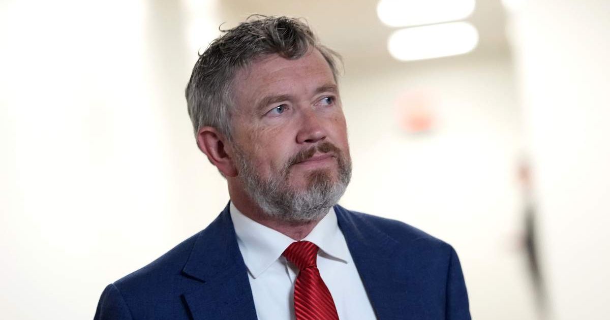 Massie argued the White House is ignoring the War Powers Resolution, saying no court has ruled the law unconstitutional despite the administration acting as if it does not apply. (Kevin Dietsch/Getty Images)